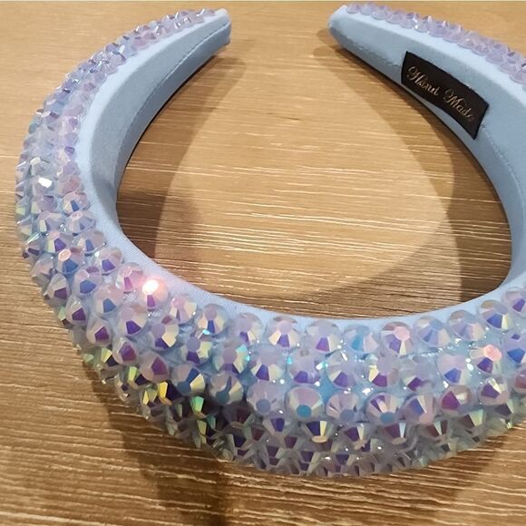Elegant Crystal Embellished Headband - Picture 3 of 4